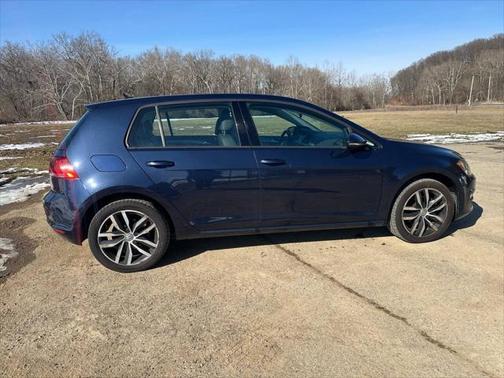 2015 Volkswagen Golf Auto TSI SE