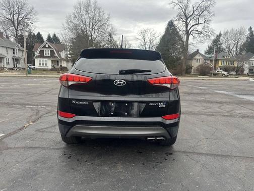 2016 Hyundai TUCSON Sport