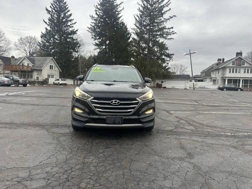 2016 Hyundai TUCSON Sport