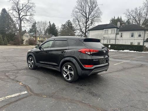 2016 Hyundai TUCSON Sport