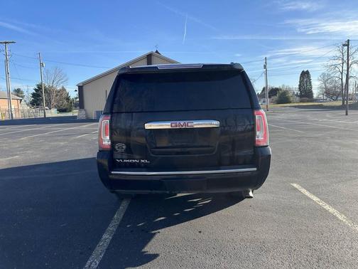 2018 GMC Yukon XL Denali