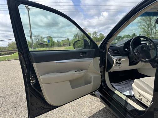 2013 Subaru Legacy Premium
