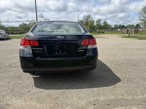 2013 Subaru Legacy Premium