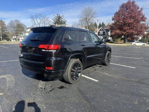 2018 Jeep Grand Cherokee Laredo E