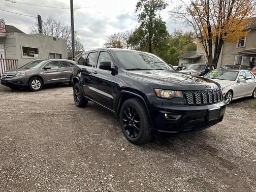 2018 Jeep Grand Cherokee Laredo E