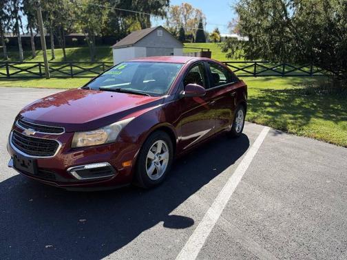 Siren Red Tintcoat 2016 Chevrolet Cruze Limited 1LT
