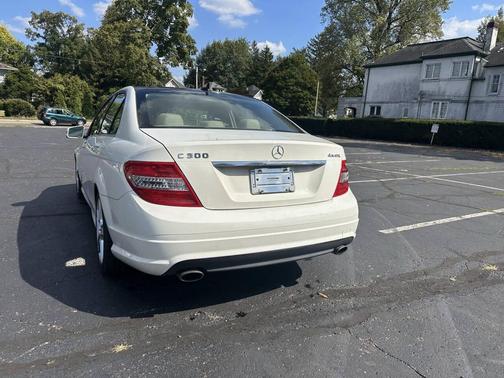 2010 Mercedes-Benz C-Class C 300 4MATIC Sport