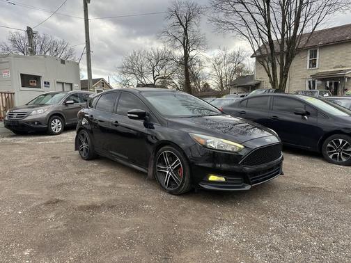 2017 Ford Focus ST 