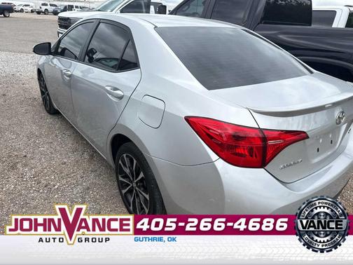 Classic Silver Metallic 2019 Toyota Corolla SE