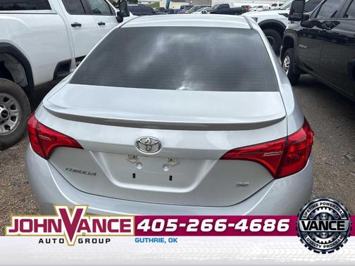 Classic Silver Metallic 2019 Toyota Corolla SE