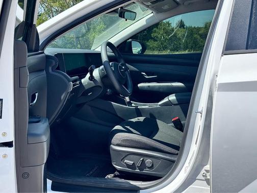 Serenity White Pearl 2026 Hyundai TUCSON SEL