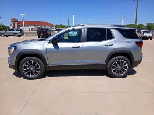 Sterling 2025 GMC Terrain Elevation