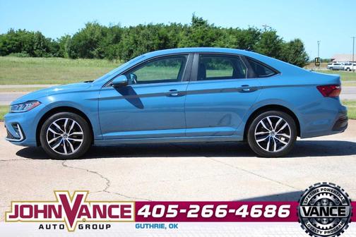 Monterey Blue Pearl 2025 Volkswagen Jetta 1.5T SE
