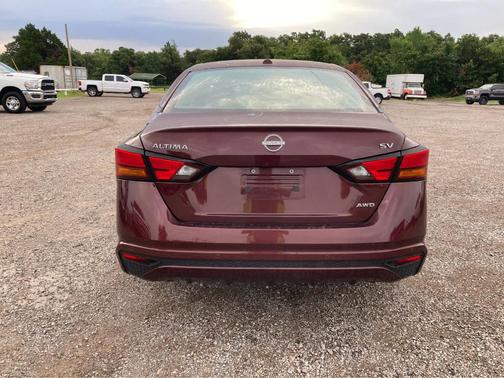 2024 Nissan Altima 2.5 SV