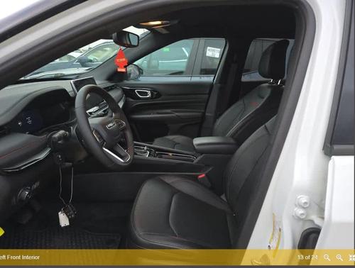 Bright White Clearcoat 2024 Jeep Compass Trailhawk