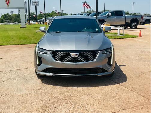 2023 Cadillac CT4 Luxury