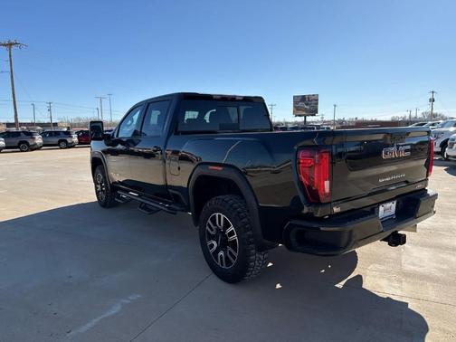 2023 GMC Sierra 2500 AT4