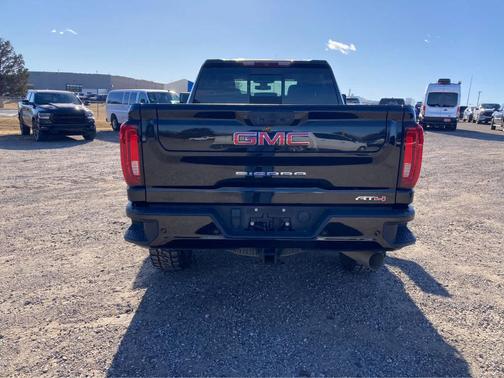 2023 GMC Sierra 2500 AT4