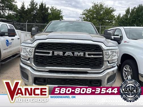Billet Silver Metallic Clearcoat 2023 RAM 2500 Tradesman