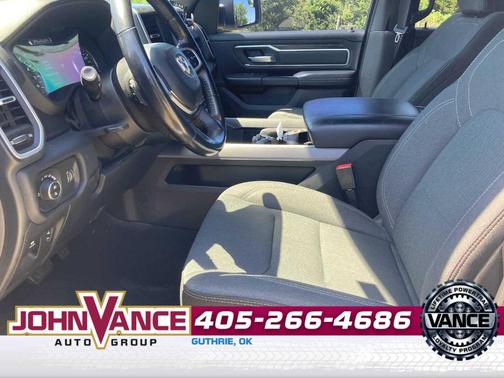 Bright White Clearcoat 2022 RAM 1500 Big Horn