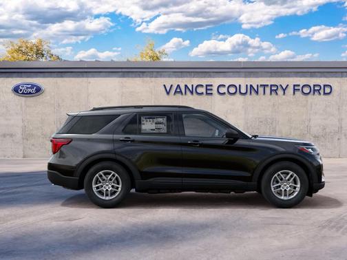 Agate Black Metallic 2027 Ford Explorer ACTIVE W/200A
