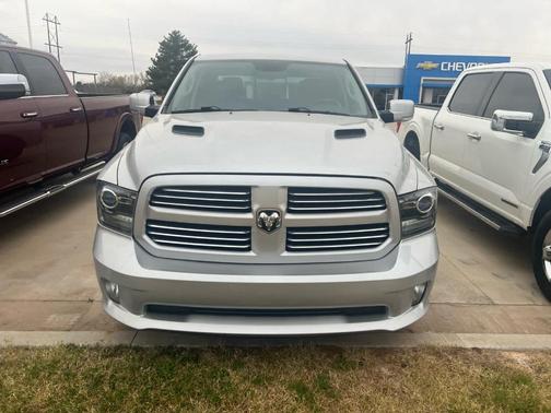 2016 RAM 1500 Sport