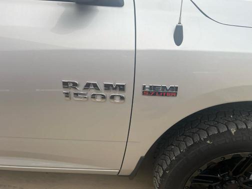 2016 RAM 1500 Sport