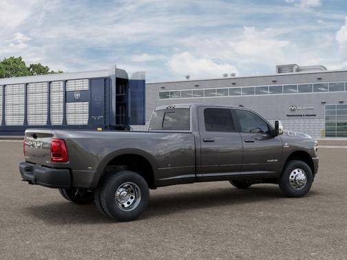 Granite Crystal Clearcoat Metallic 2026 RAM 3500 Laramie