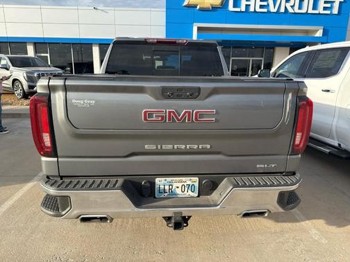 2021 GMC Sierra 1500 SLT