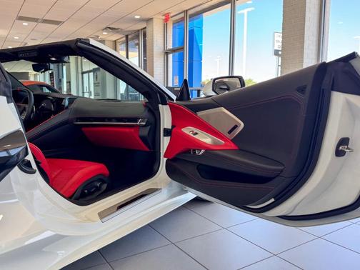 2023 Chevrolet Corvette Stingray w/3LT