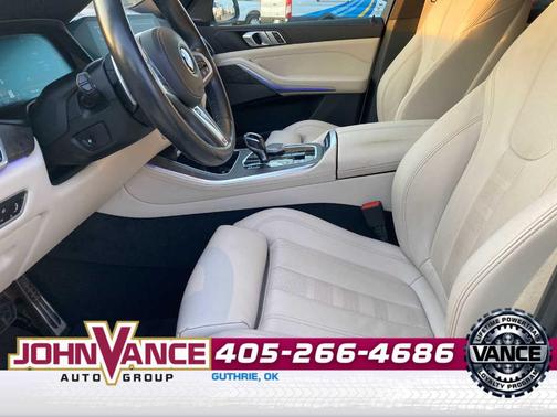 Mineral White Metallic 2021 BMW X5 sDrive40i