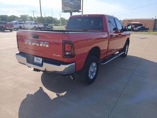 Flame Red Clearcoat 2026 RAM 2500 Big Horn