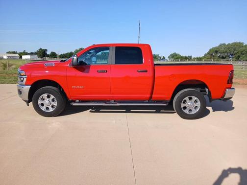 Flame Red Clearcoat 2026 RAM 2500 Big Horn