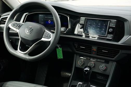 Pure White 2022 Volkswagen Jetta 1.5T S