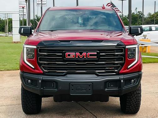 2025 GMC Sierra 1500 AT4X