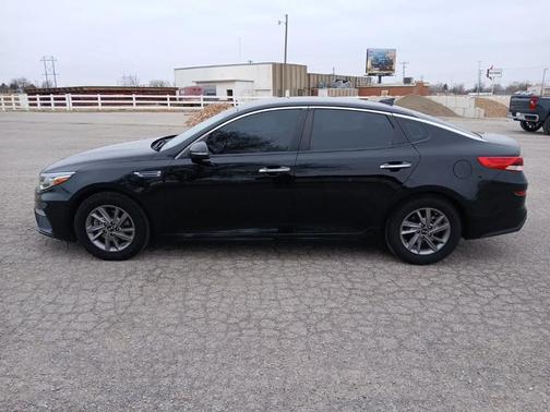 2020 Kia Optima LX