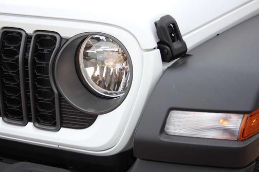 Bright White Clearcoat 2026 Jeep Wrangler Sport