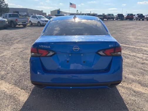 2024 Nissan Versa 1.6 SV