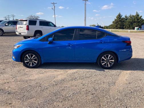2024 Nissan Versa 1.6 SV