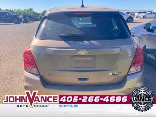 Sandy Ridge Metallic 2018 Chevrolet Trax LS