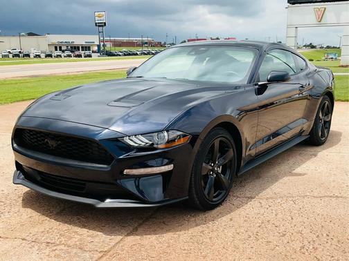 2021 Ford Mustang EcoBoost