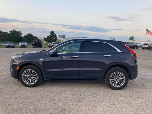 2024 Cadillac XT4 Premium Luxury