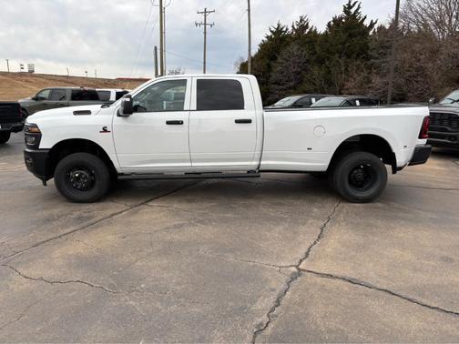 Bright White Clearcoat 2026 RAM 3500 Tradesman
