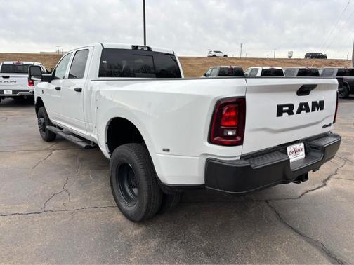 Bright White Clearcoat 2026 RAM 3500 Tradesman