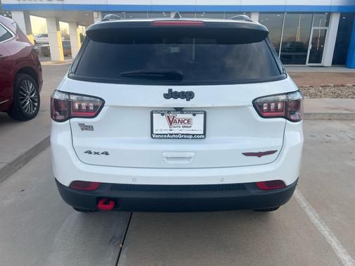 2024 Jeep Compass Trailhawk