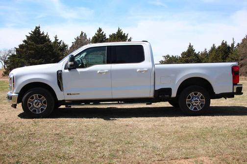 2026 Ford F-350 Lariat Super Duty