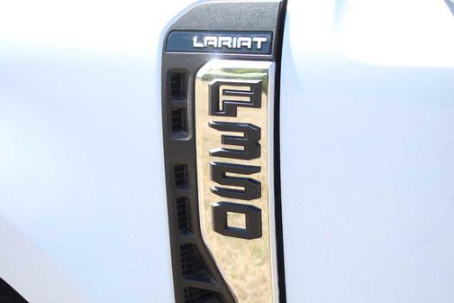 2026 Ford F-350 Lariat Super Duty