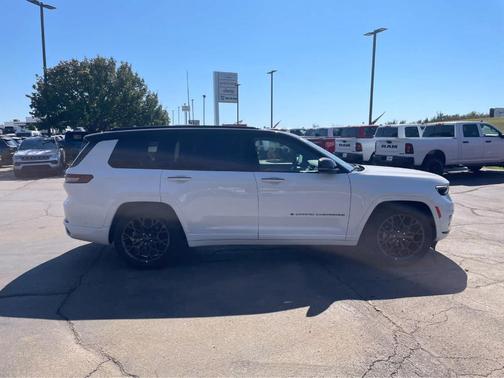 2025 Jeep Grand Cherokee L Summit
