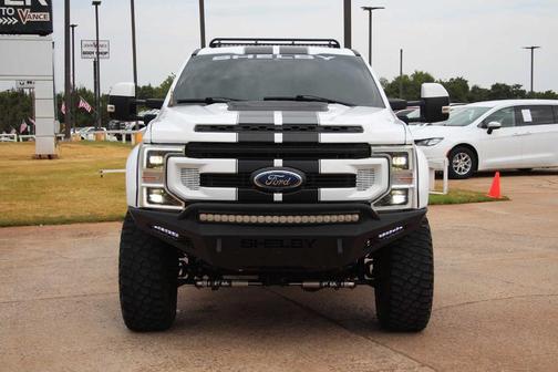 Oxford White 2021 Ford F-250 Lariat