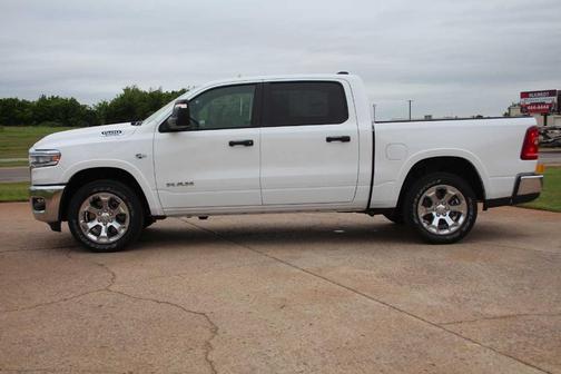 Bright White Clearcoat 2026 RAM 1500 Big Horn/Lone Star